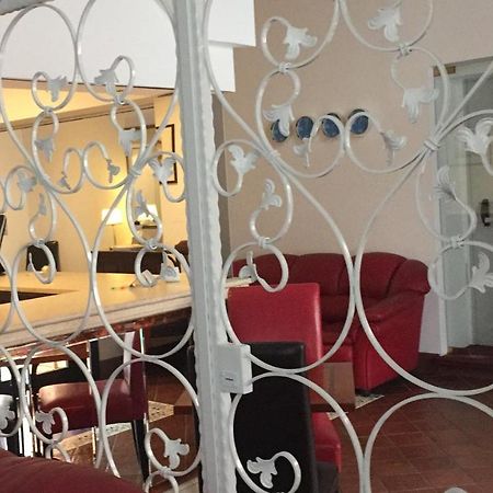 Hotel Caracciolo Rome Bagian luar foto